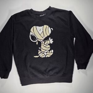 Peanuts Snoopy Black Crewneck